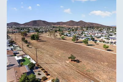 25890 Ridgemoor, Sun City, CA 92586 - Photo 47