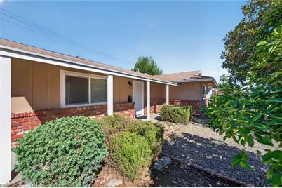 25890 Ridgemoor, Sun City, CA 92586 - Photo 3