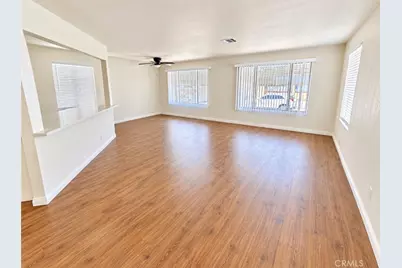 725 W Thornton Ave #105, Hemet, CA 92543 - Photo 5