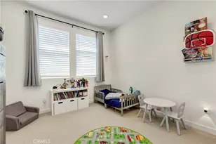 27566 Sanctuary Ct, Valencia, CA 91381 - Photo 25