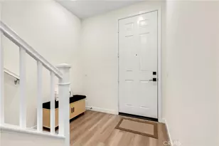 27566 Sanctuary Ct, Valencia, CA 91381 - Photo 7