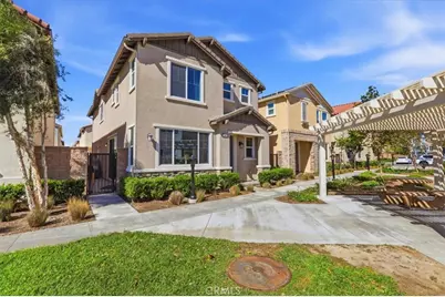 16183 Juno Way #6, Fontana, CA 92336 - Photo 1