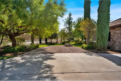 41945 Calle Contento, Temecula, CA 92592 - Photo 17