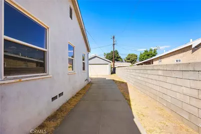 1068 W 24th, San Bernardino, CA 92405 - Photo 29