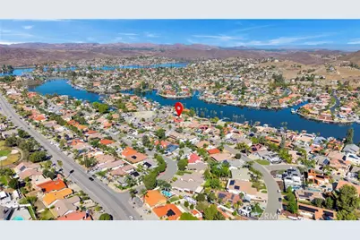 22976 Blue Bird, Canyon Lake, CA 92587 - Photo 25