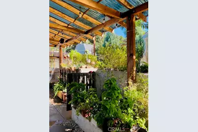 2868 Locust, Riverside, CA 92501 - Photo 9