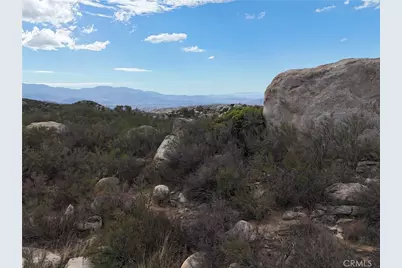 812 Rocky Valley Way, Aguanga, CA 92539 - Photo 23