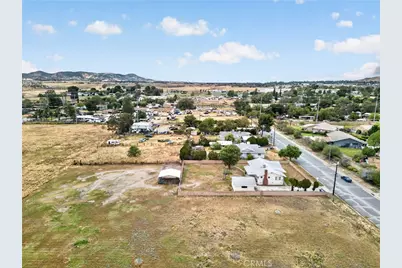 514 E Victory, Banning, CA 92220 - Photo 51