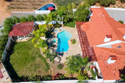 39555 Avenida Bonita, Murrieta, CA 92562 - Photo 51