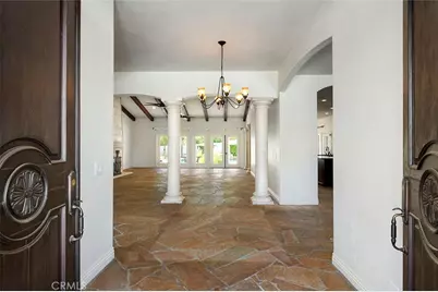 39555 Avenida Bonita, Murrieta, CA 92562 - Photo 9