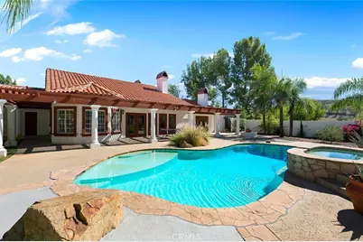 39555 Avenida Bonita, Murrieta, CA 92562 - Photo 53