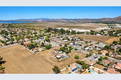 32550 Morelock Way, Wildomar, CA 92595 - Photo 17