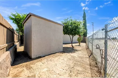 470 W Kimball, Hemet, CA 92543 - Photo 15