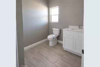 14070 Mission, Oak Hills, CA 92344 - Photo 11