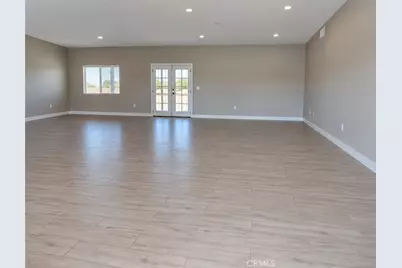 14070 Mission, Oak Hills, CA 92344 - Photo 5