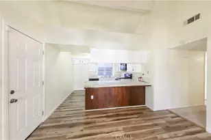 2712 Sunview, Bakersfield, CA 93306 - Photo 9