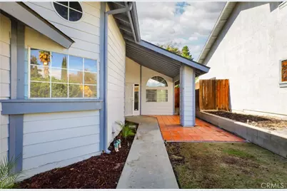 2712 Sunview, Bakersfield, CA 93306 - Photo 3