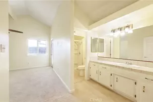 2712 Sunview, Bakersfield, CA 93306 - Photo 17