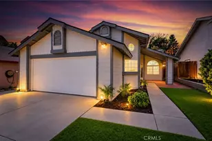 2712 Sunview, Bakersfield, CA 93306 - Photo 1