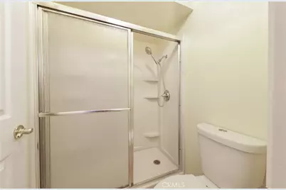 2712 Sunview, Bakersfield, CA 93306 - Photo 23