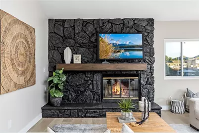 22831 Canyon Lake Drive, Canyon Lake, CA 92587 - Photo 9