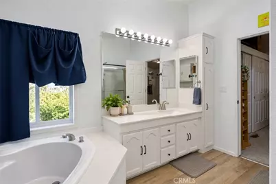 138 Encanto, Tustin, CA 92780 - Photo 19