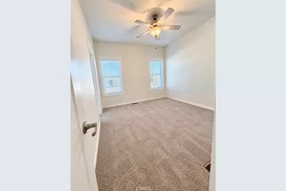 675 W Oakland Avenue #F3, Hemet, CA 92543 - Photo 17