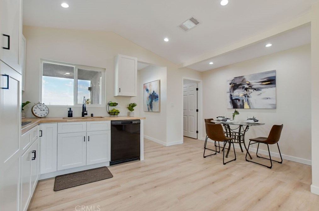 3634 El Dorado Ave, Yucca Valley CA  92284-9137 exterior