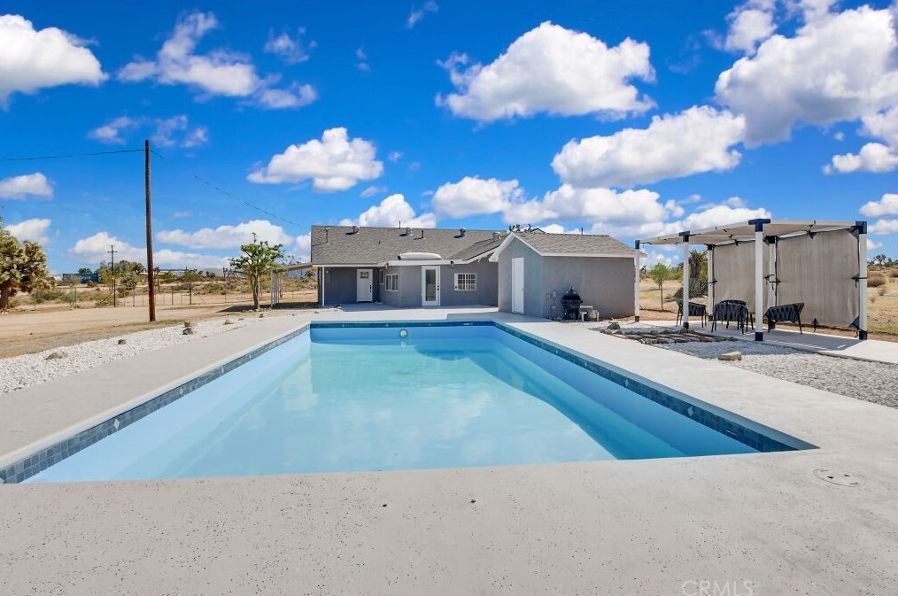 3634 El Dorado Ave, Yucca Valley CA  92284-9137 exterior