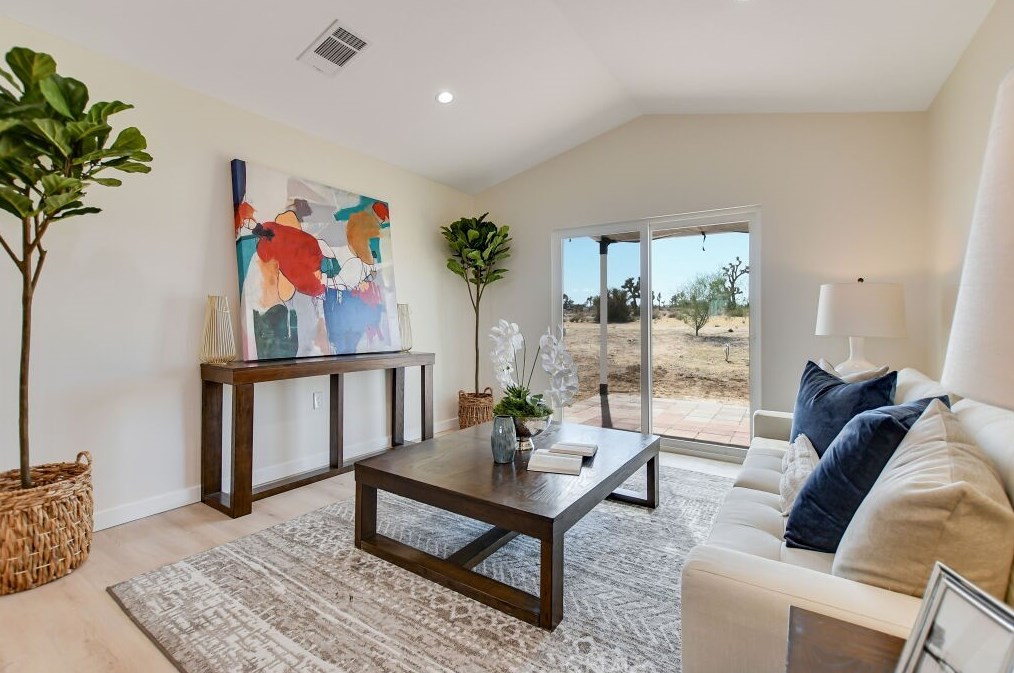 3634 El Dorado Ave, Yucca Valley CA  92284-9137 exterior