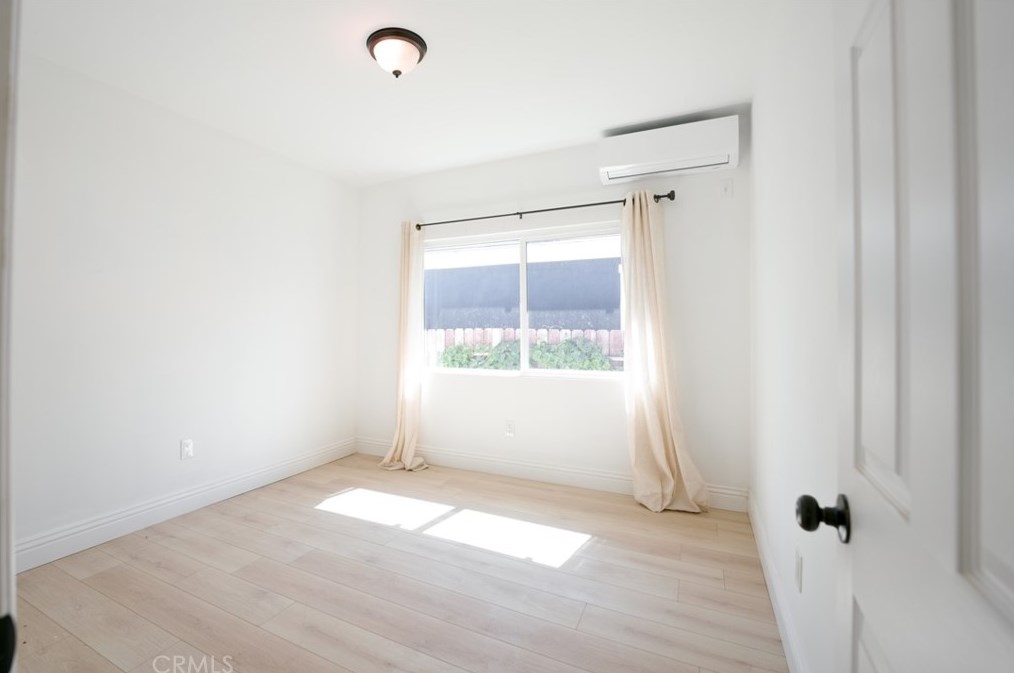 5455 5th Ave, Los Angeles CA  90043-2635 exterior