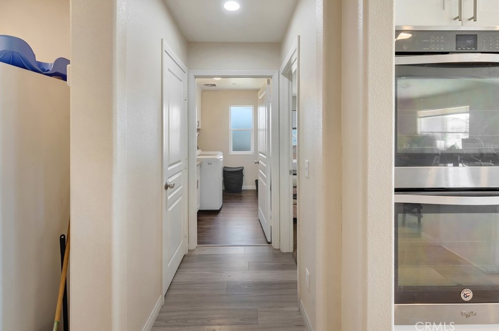 16515 Las Palmas St, Hesperia CA  92345-2114 exterior