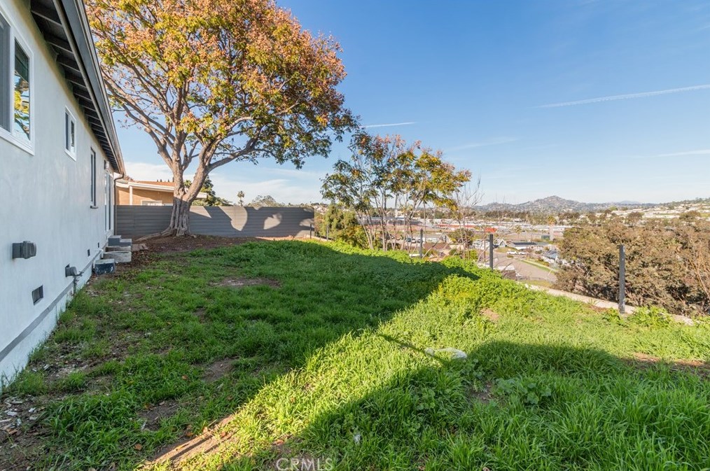 1309 Darby St, Spring Valley CA  91977-3717 exterior