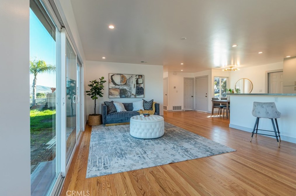 1309 Darby St, Spring Valley CA  91977-3717 exterior