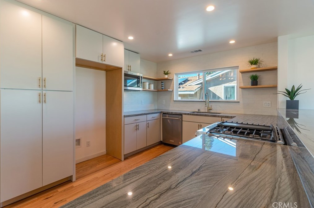 1309 Darby St, Spring Valley CA  91977-3717 exterior