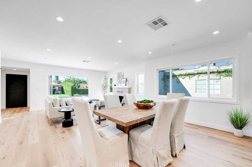 1172 Masselin Ave, Los Angeles CA  90019-2537 exterior