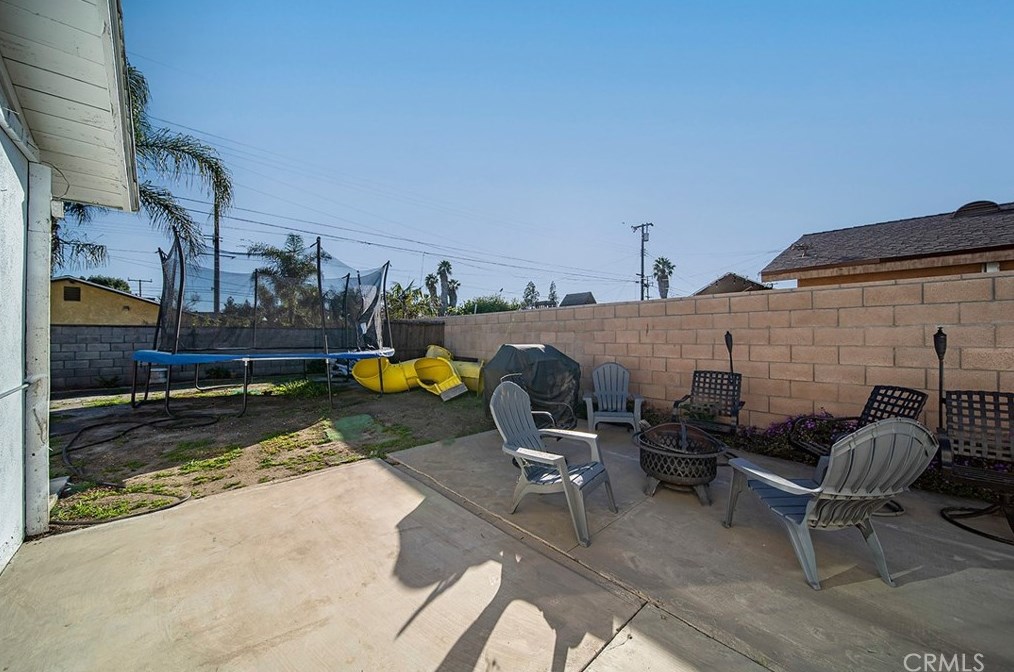 876 Calpine Ct, Pomona CA  91766-6209 exterior
