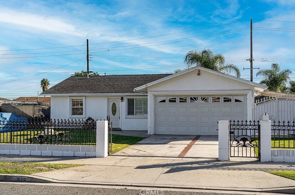 876 Calpine Ct, Pomona CA  91766-6209 exterior