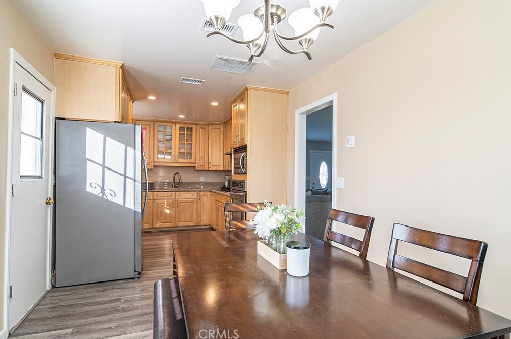 876 Calpine Ct, Pomona CA  91766-6209 exterior