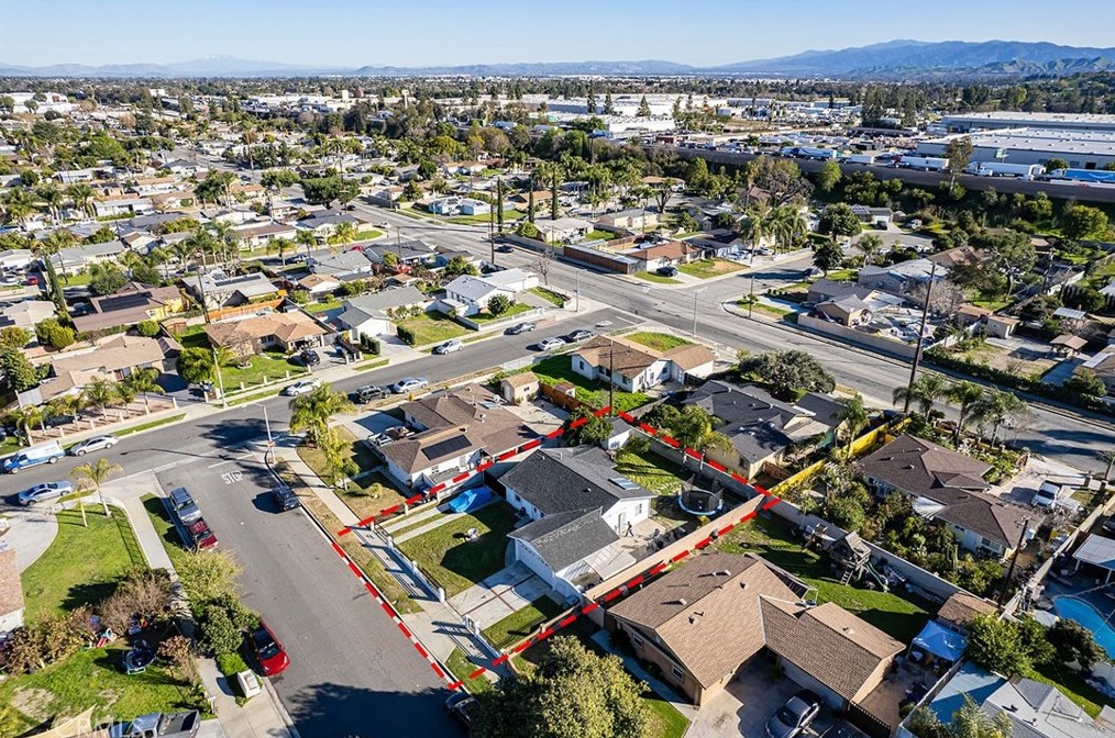 876 Calpine Ct, Pomona CA  91766-6209 exterior