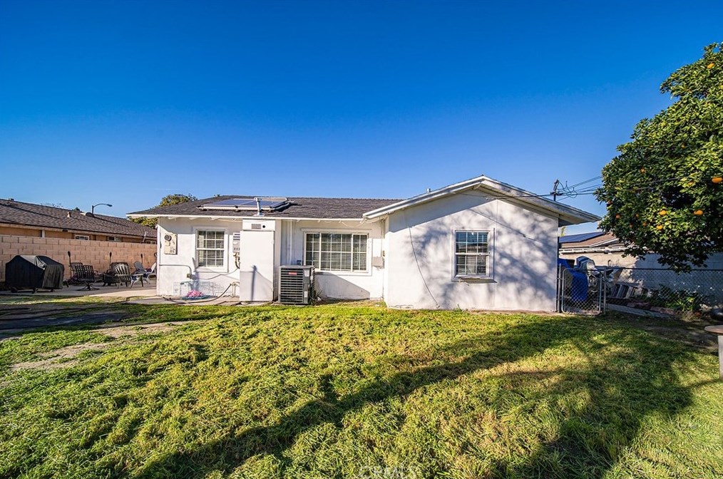 876 Calpine Ct, Pomona CA  91766-6209 exterior