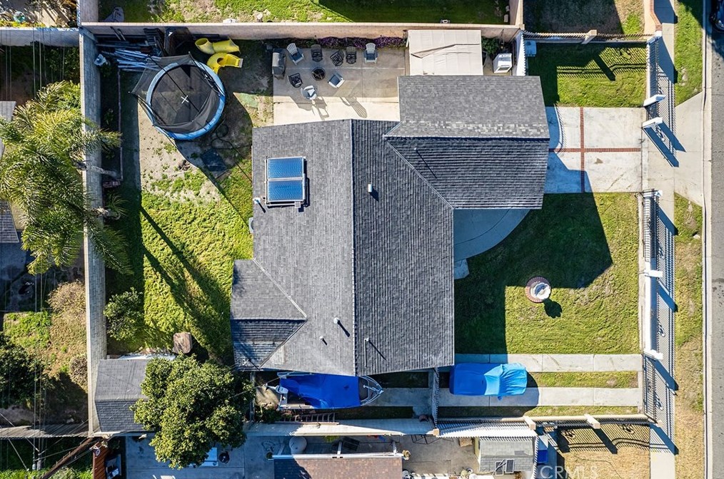 876 Calpine Ct, Pomona CA  91766-6209 exterior