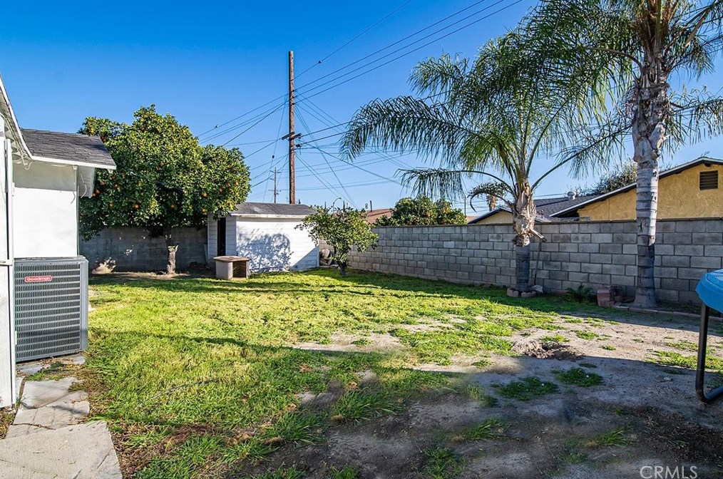 876 Calpine Ct, Pomona CA  91766-6209 exterior