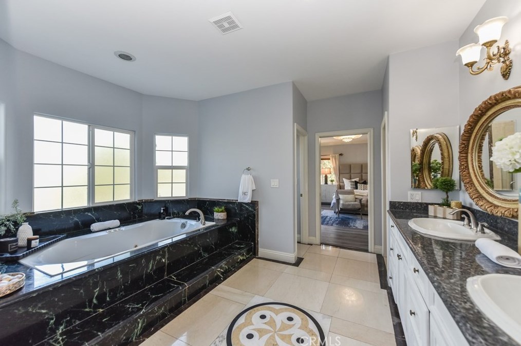 568 Avenida Esplendor, Walnut CA  91789-2684 exterior