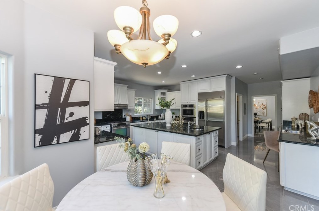 568 Avenida Esplendor, Walnut CA  91789-2684 exterior