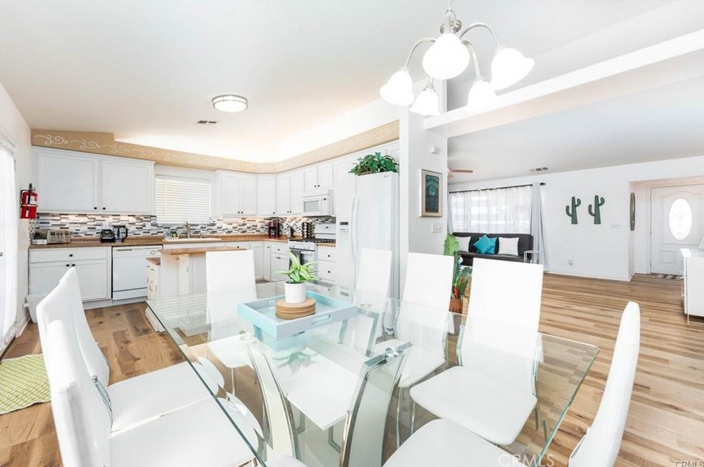 60205 Latham Trl, Joshua Tree CA  92252-2810 exterior