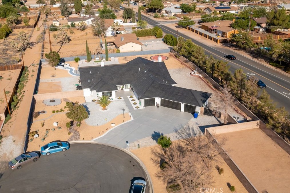 12909 Casco Rd, Apple Valley CA  92308-6265 exterior