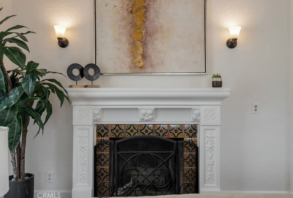 1852 Cochran Ave, Los Angeles CA  90019-5218 exterior