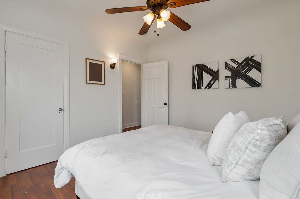 1852 Cochran Ave, Los Angeles CA  90019-5218 exterior