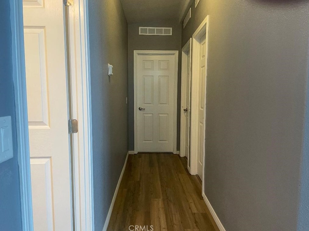 879 Palm Ave, Hemet CA  92543-6964 exterior